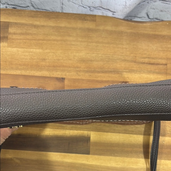 The Sak Tan and Brown Crossbody Bag with Adjustable Strap - Picture 6 of 10